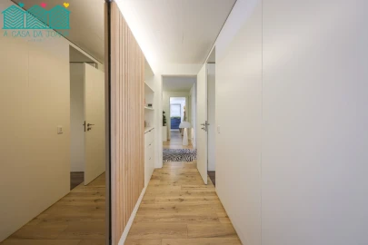 Apartamento T4 para Arrendamento em Glória e Vera Cruz