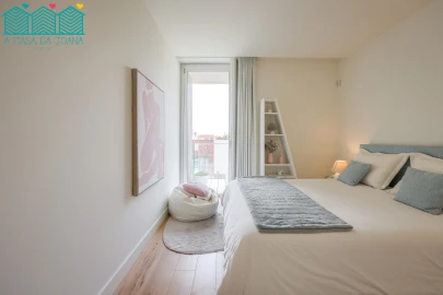 Apartamento T4 para Arrendamento em Glória e Vera Cruz