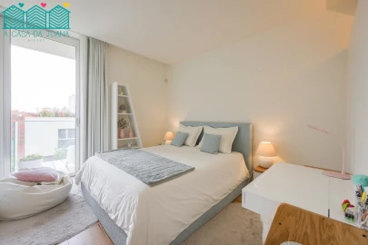 Apartamento T4 para Arrendamento em Glória e Vera Cruz