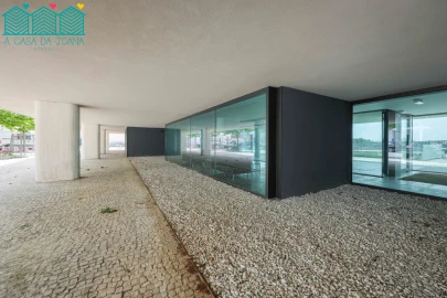 Apartamento T4 para Arrendamento em Glória e Vera Cruz