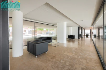 Apartamento T4 para Arrendamento em Glória e Vera Cruz