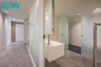 Apartamento T4 para Arrendamento em Glória e Vera Cruz