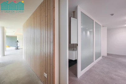 Apartamento T4 para Arrendamento em Glória e Vera Cruz