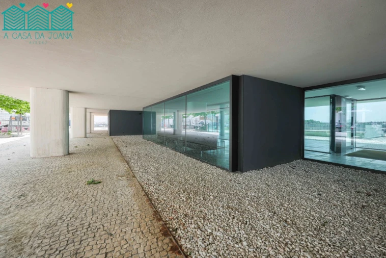 Apartamento T4 para Arrendamento em Glória e Vera Cruz Foto 50