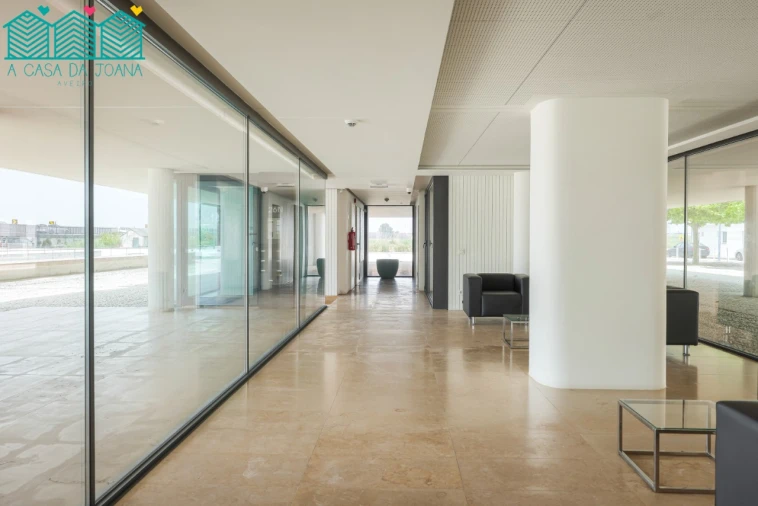 Apartamento T4 para Arrendamento em Glória e Vera Cruz Foto 51