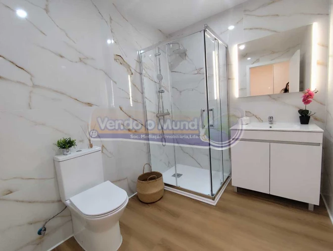 Moradia T2 para Venda em Salvaterra de Magos e Foros de Salvaterra Foto 11