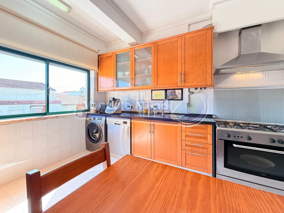 Apartamento T2 para Venda em Samora Correia Foto 4