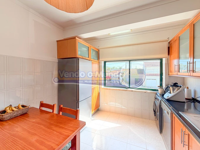 Apartamento T2 para Venda em Samora Correia Foto 3
