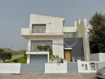 Moradia T4 para Venda em Vila Franca de Xira