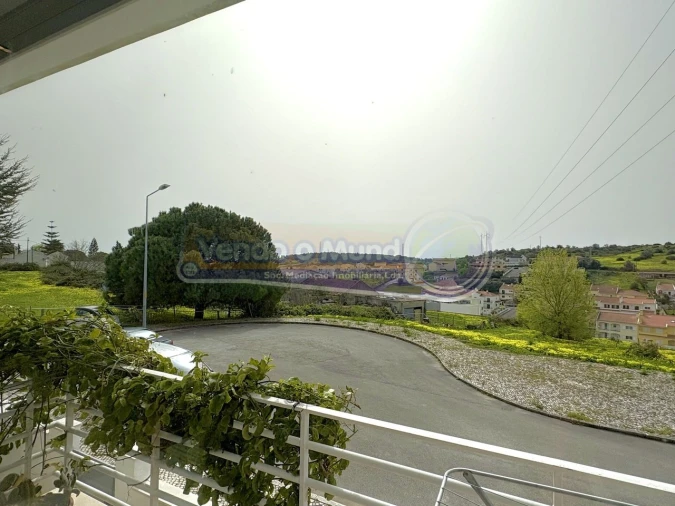 Moradia T4 para Venda em Vila Franca de Xira Foto 11