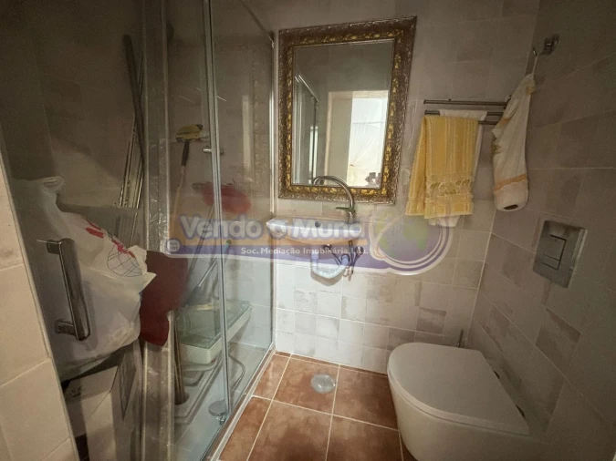Moradia T1 para Venda em Cabeção Foto 8