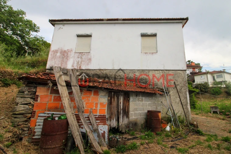 Moradia T4 para Venda em Melres e Medas Foto 5