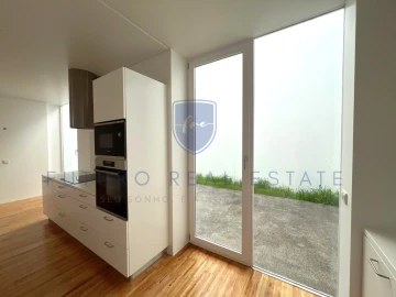 Moradia T4 para Venda em São Martinho