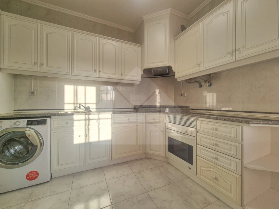 Apartamento para Venda em Lourinhã e Atalaia Foto 3