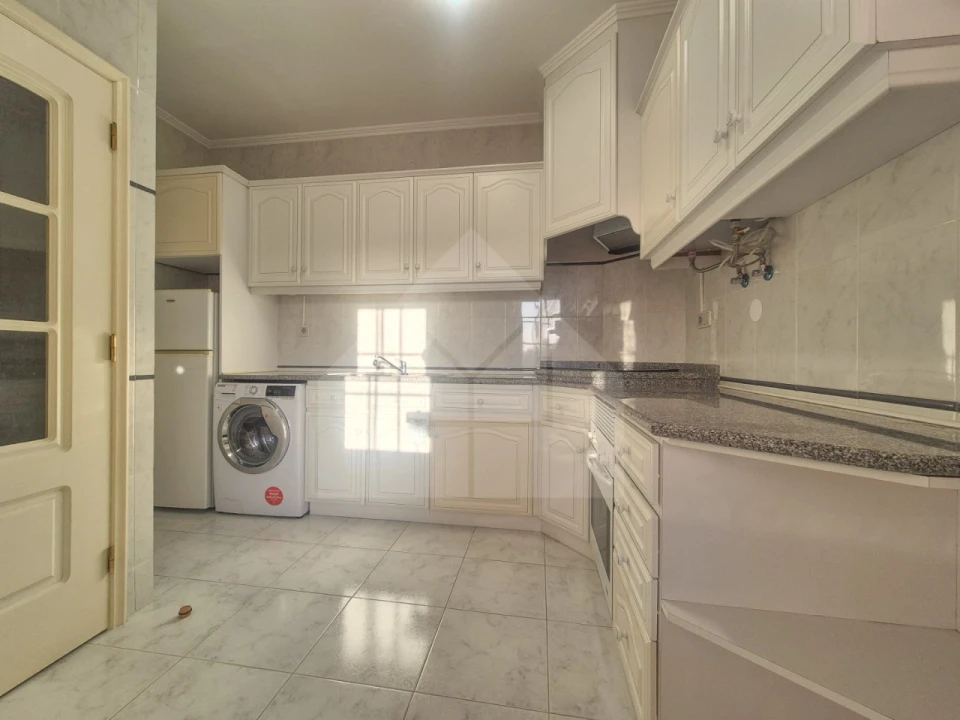 Apartamento para Venda em Lourinhã e Atalaia Foto 7