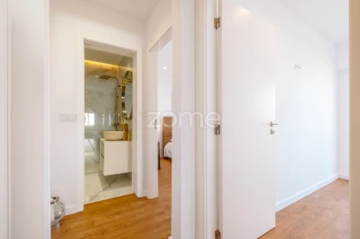 Apartamento T2 para Venda em Póvoa de Varzim, Beiriz e Argivai