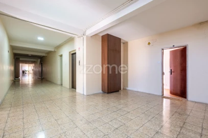 Apartamento T2 para Venda em Póvoa de Varzim, Beiriz e Argivai