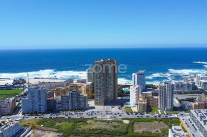 Apartamento T2 para Venda em Póvoa de Varzim, Beiriz e Argivai