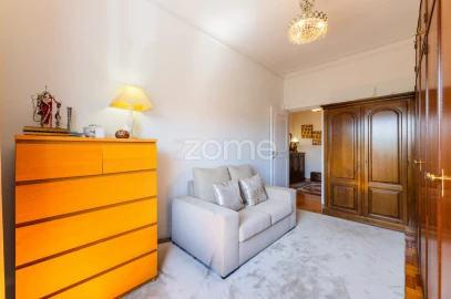 Apartamento T4 para Venda em São Vitor (Braga)