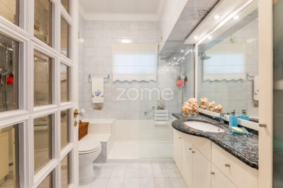 Apartamento T4 para Venda em São Vitor (Braga)