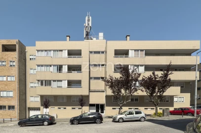 Apartamento T3 para Venda em Aguas Santas