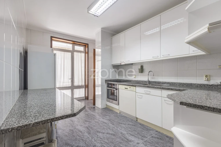 Apartamento T3 para Venda em Aguas Santas Foto 8
