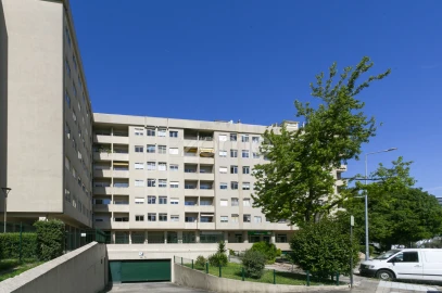 Apartamento T3 para Venda em Ramalde