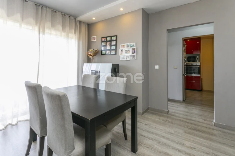 Apartamento T3 para Venda em Ramalde Foto 17