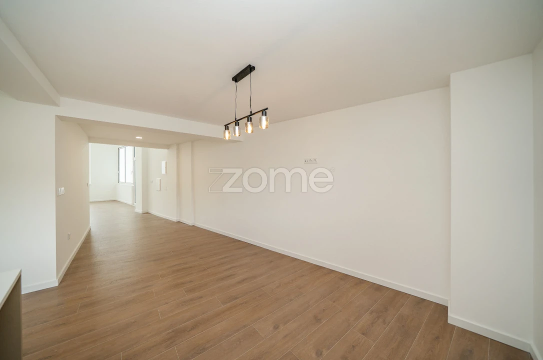 Apartamento T2 para Venda em Riba de Ave Foto 11