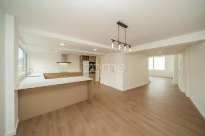 Apartamento T2 para Venda em Riba de Ave