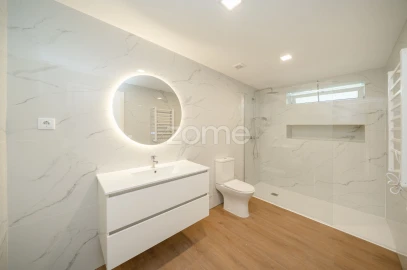 Apartamento T2 para Venda em Riba de Ave