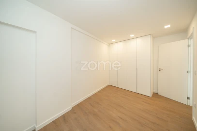 Apartamento T2 para Venda em Riba de Ave