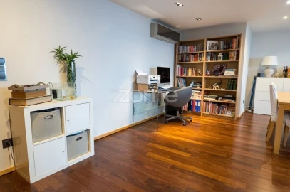 Apartamento T2 para Venda em Campanhã