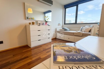 Apartamento T2 para Venda em Campanhã