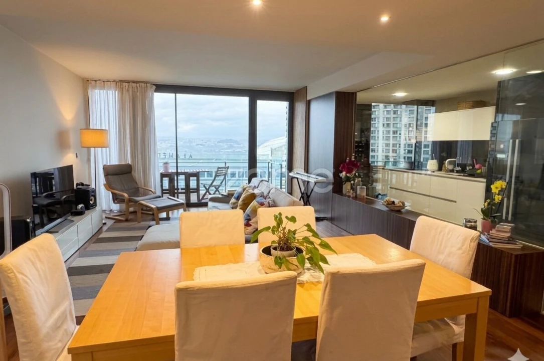 Apartamento T2 para Venda em Campanhã Foto 16
