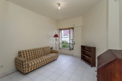 Apartamento T1 para Venda em Oeiras e São Julião da Barra, Paço de Arcos e Caxias