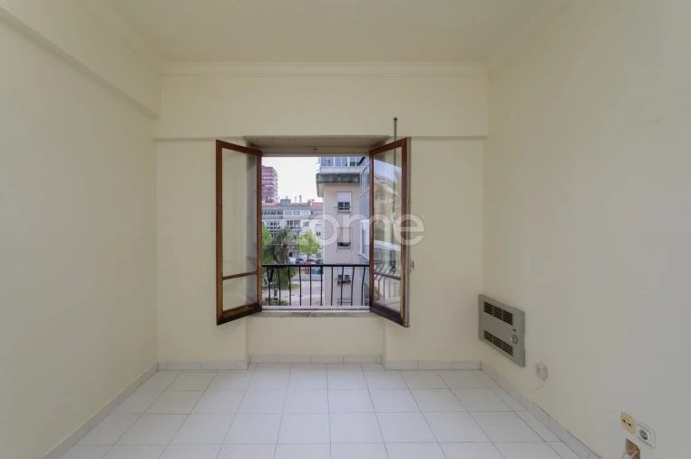 Apartamento T1 para Venda em Oeiras e São Julião da Barra, Paço de Arcos e Caxias Foto 14