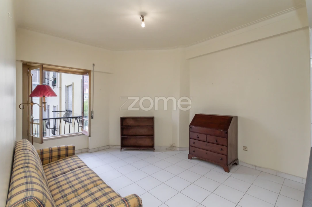 Apartamento T1 para Venda em Oeiras e São Julião da Barra, Paço de Arcos e Caxias Foto 7