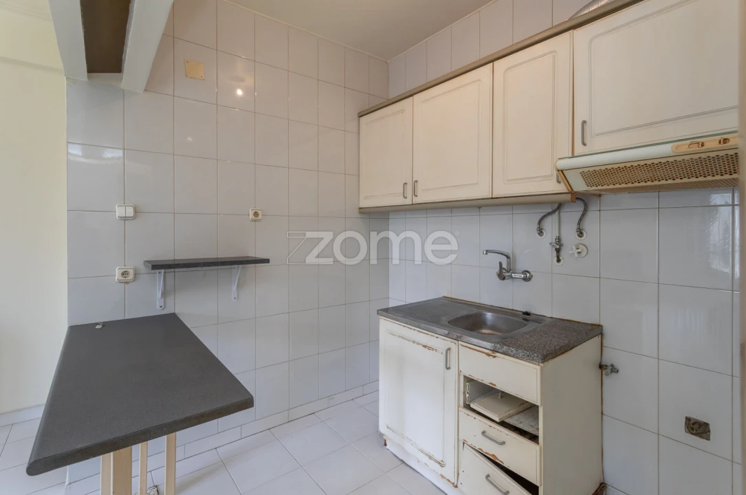 Apartamento T1 para Venda em Oeiras e São Julião da Barra, Paço de Arcos e Caxias Foto 12