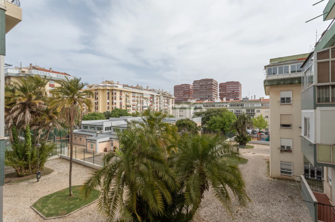 Apartamento T1 para Venda em Oeiras e São Julião da Barra, Paço de Arcos e Caxias Foto 2