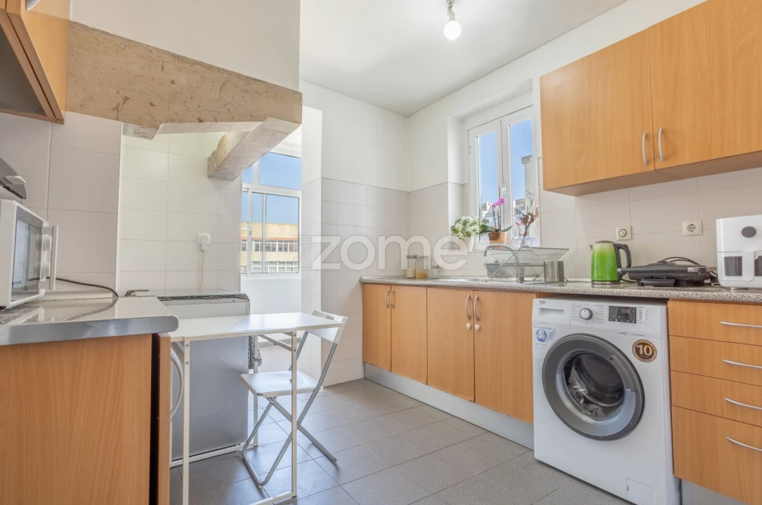 Apartamento T3 para Venda em Almada, Cova da Piedade, Pragal e Cacilhas Foto 11