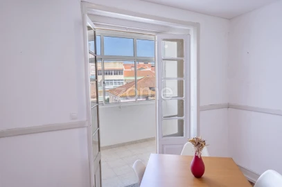 Apartamento T3 para Venda em Almada, Cova da Piedade, Pragal e Cacilhas