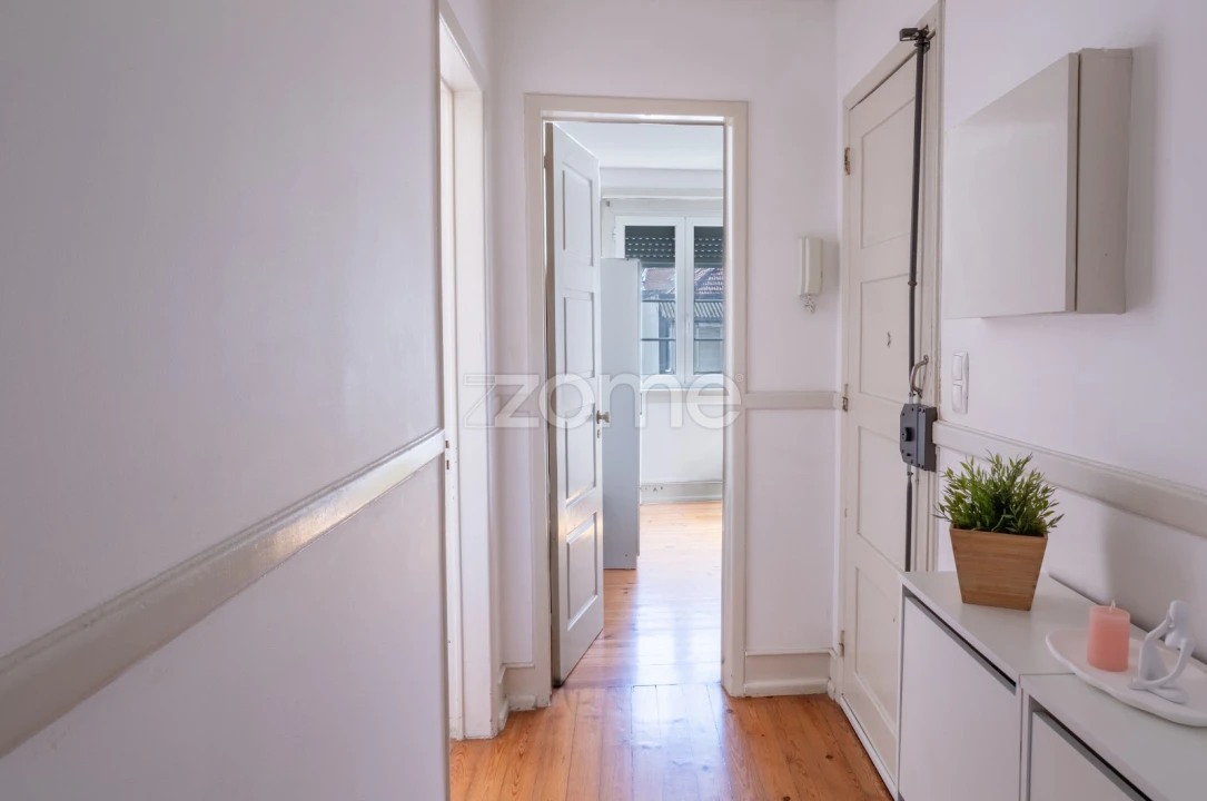 Apartamento T3 para Venda em Almada, Cova da Piedade, Pragal e Cacilhas Foto 4