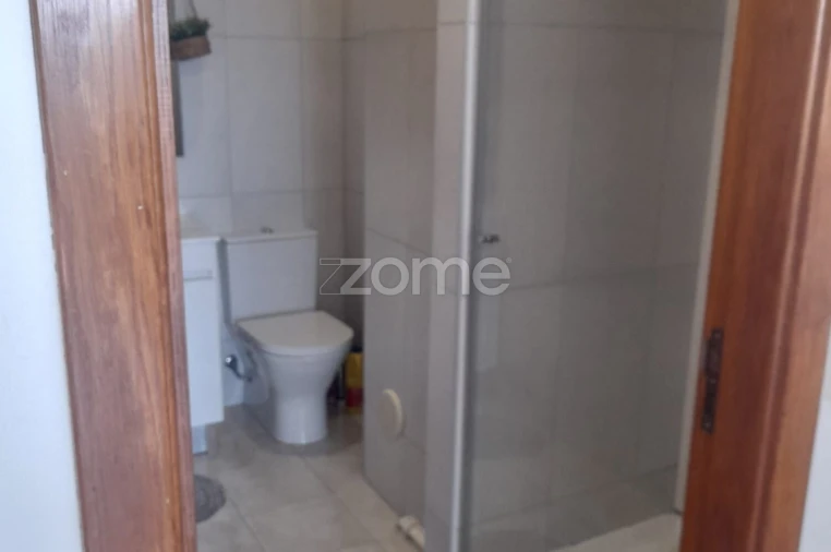 Apartamento T1 para Venda em Pombal Foto 12