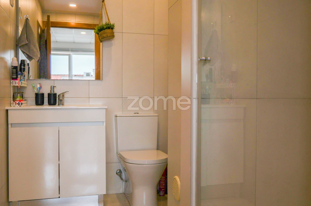 Apartamento T1 para Venda em Pombal Foto 5