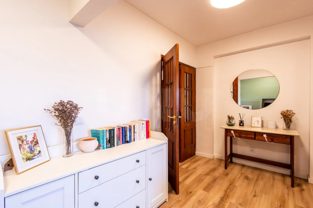 Apartamento T2 para Venda em Rio de Mouro Foto 8