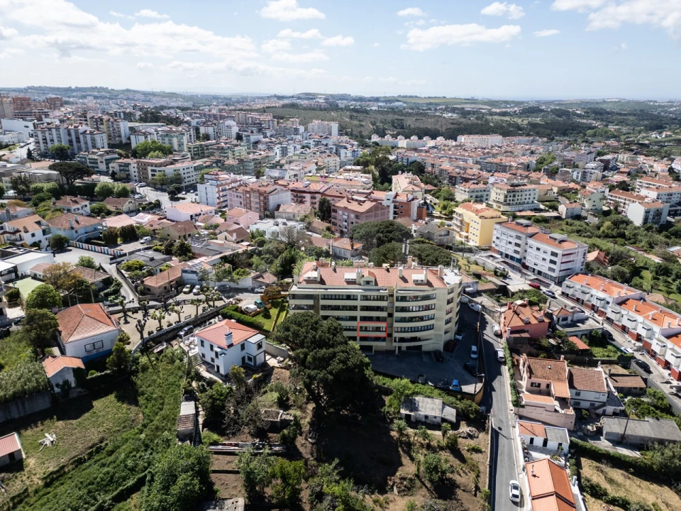 Apartamento T2 para Venda em Rio de Mouro Foto 45