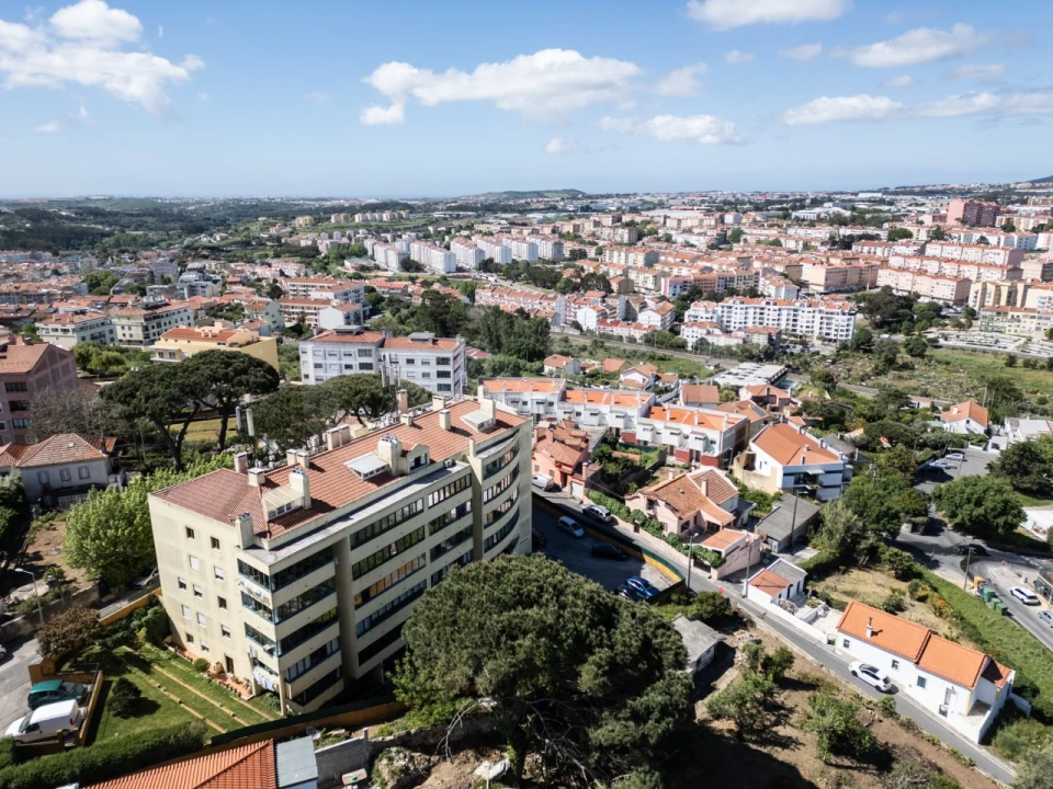 Apartamento T2 para Venda em Rio de Mouro Foto 50