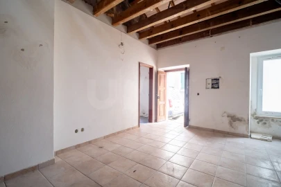 Moradia T2 para Venda em Santa Maria, São Pedro e Sobral da Lagoa