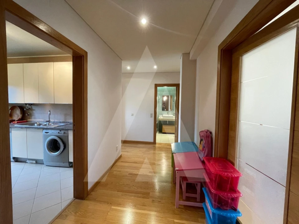 Apartamento T2 para Arrendamento em Quarteira Foto 9